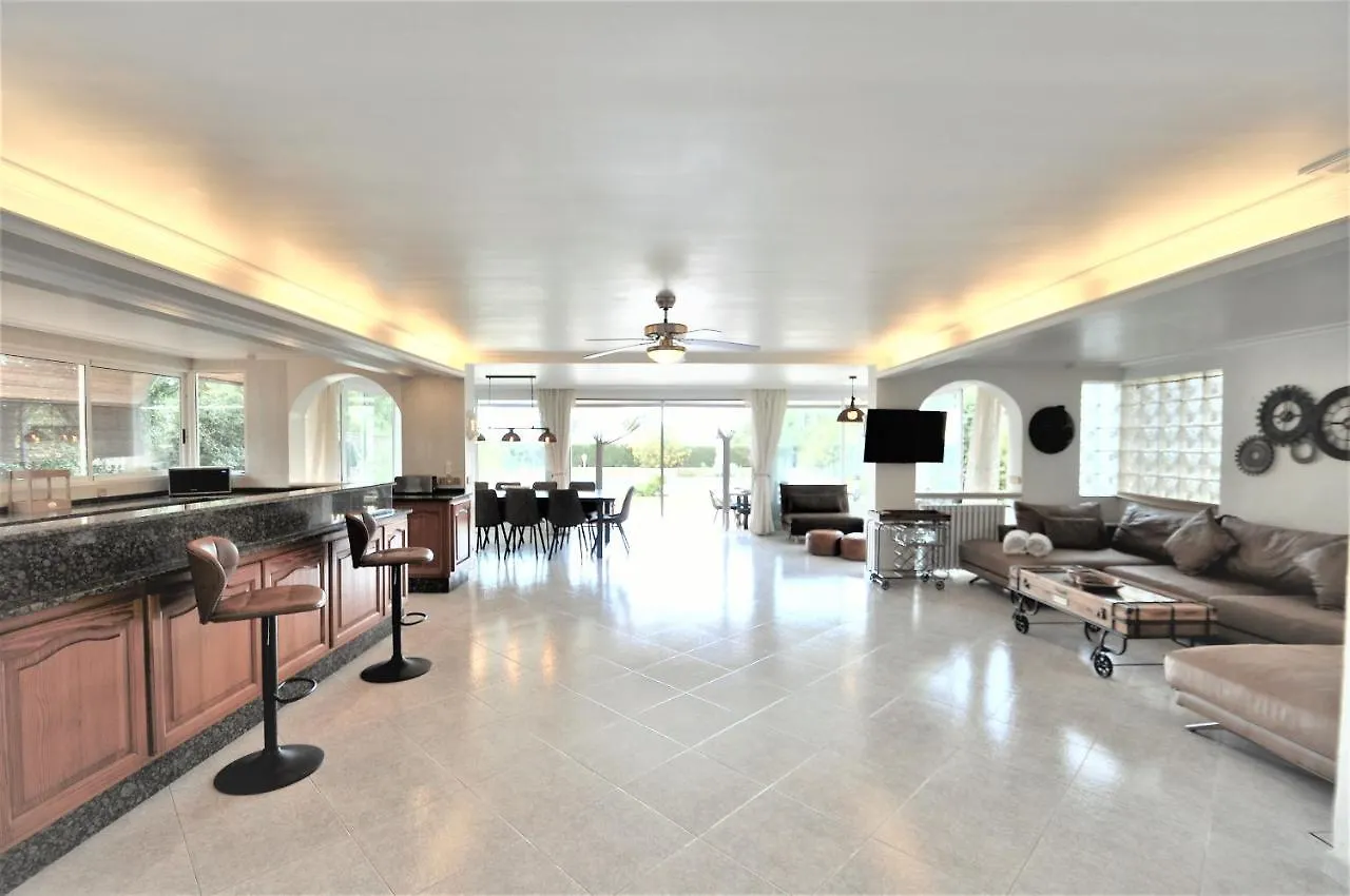 Hermosa Casa De Vacaciones Ca Na Malen La Cabaneta Villa